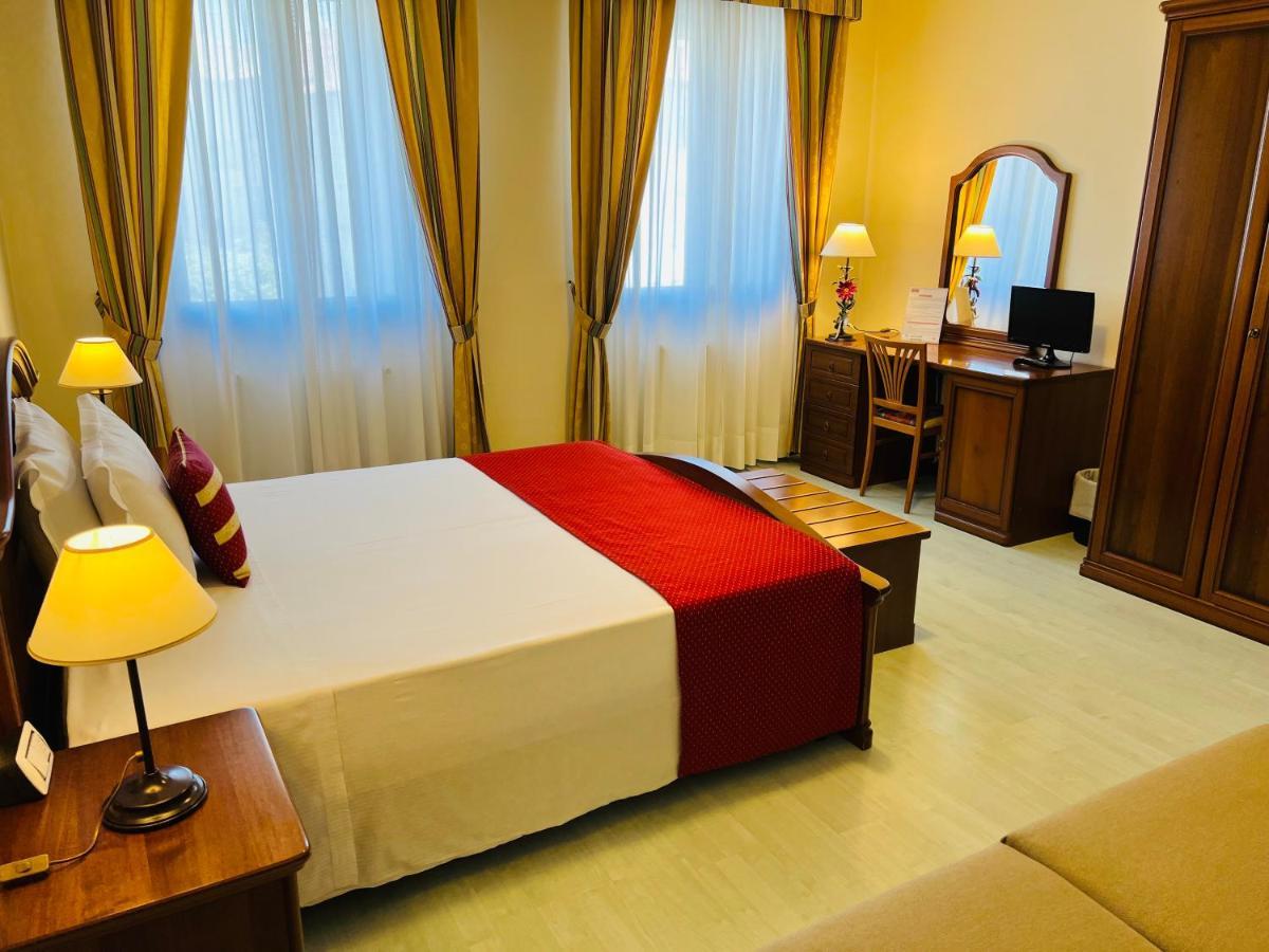 Albergo Italia Fossalta di Piave Buitenkant foto